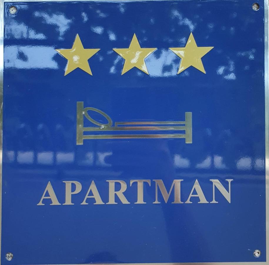 Appartamento Apartman Luka Sinj Esterno foto